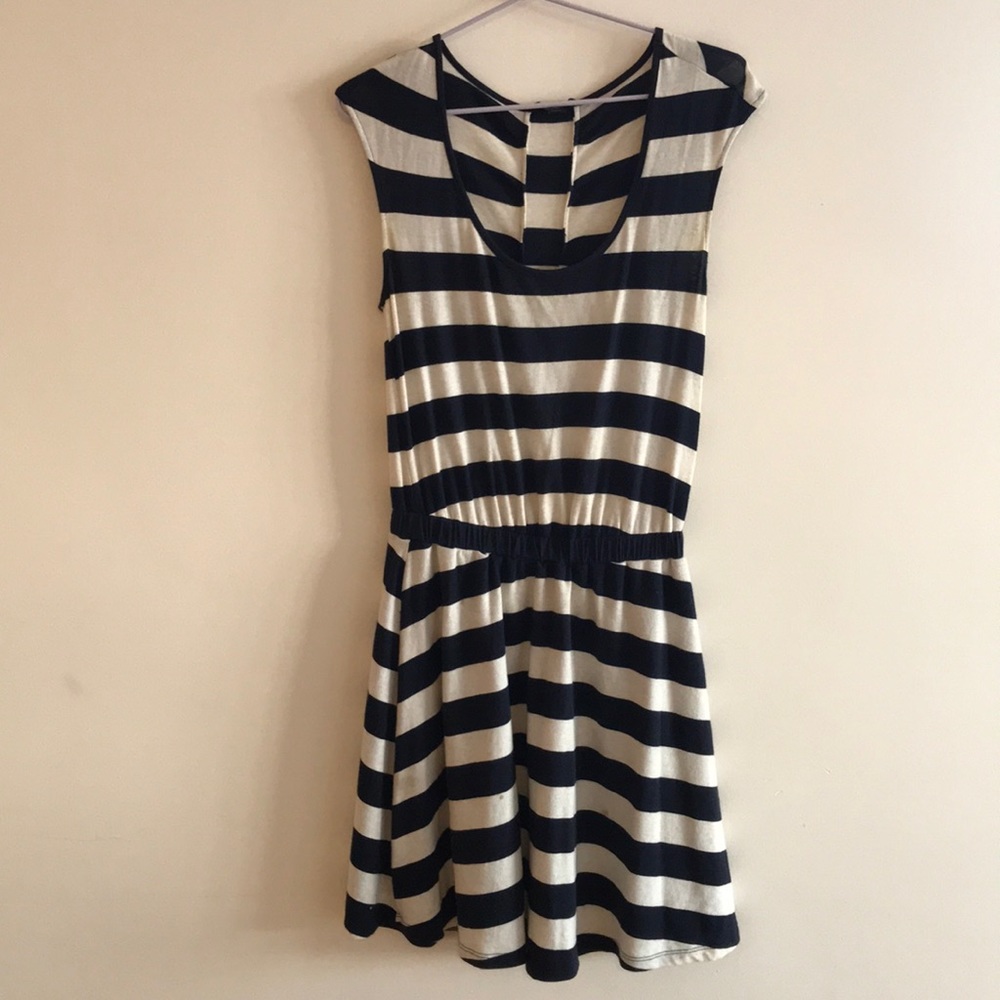 Stripes are back in town!